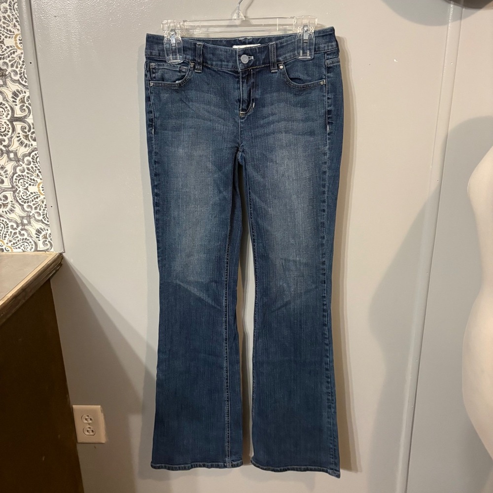 White House Black‎ Market Denim Flare Leg Blanc Jean (Women's 2R)